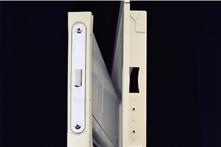 Top locking point